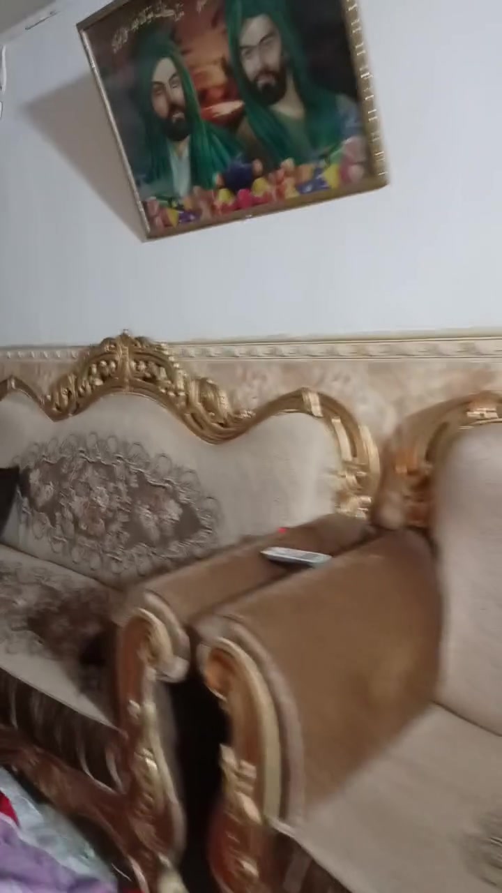 السلام عليكم 
تخم 20 مقعد/تخمين/ للبيع العنوان بغداد الزعفرانية شارع المعهد قرب مدرسة السياب رقم الهاتف ***********
