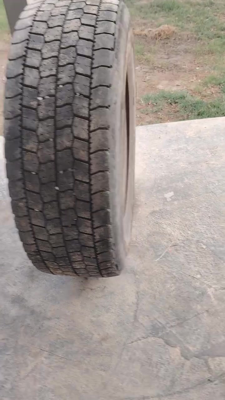 تاير • ٧٠ • نظيف