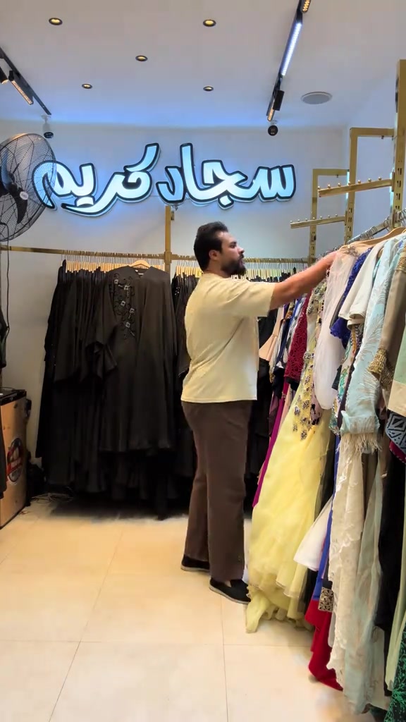 #ازياء سجاد كريم #فساتين_سهره #الشعب_الصيني_ماله_حل😂😂 #فستان #ترند_تيك_توك 
