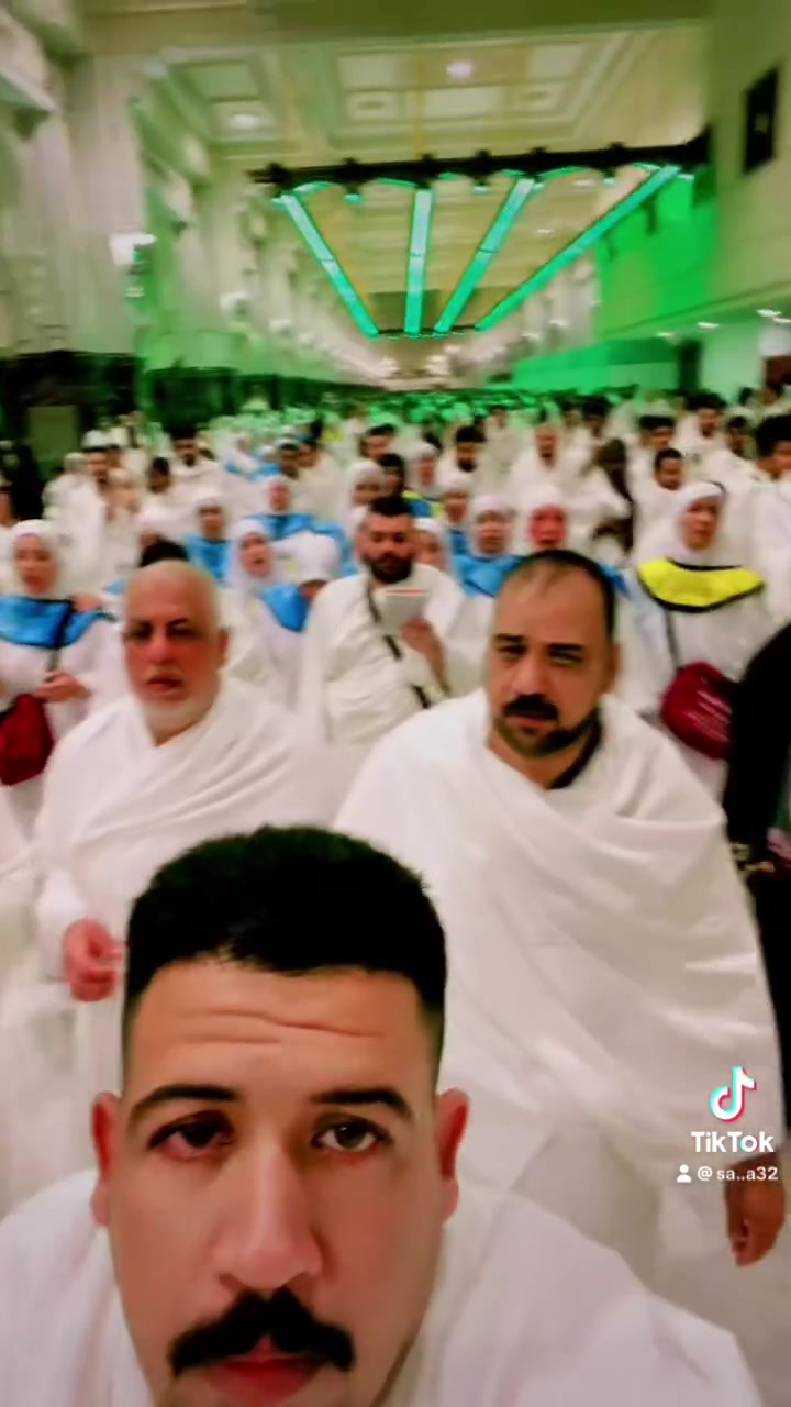 عمرتين • طيران من بغداد • باص VIP