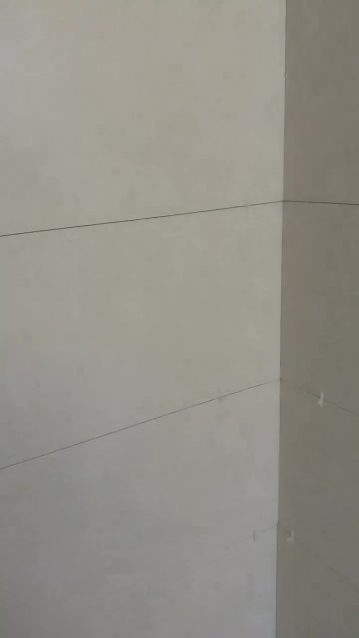 اذا مو شغل دقيق ونضيف مثل ما واضح   اخسر كرسته وعمل يا اللله سلام عليكم خلفه سرميك ومرمر نحت نقش الواح ارضي نشتغل جميع القيسات سرميك نضافه لتزام بل عمل واسعار العمل مناسبه سعر الجدران الواح 10 وسعر الكاشيه 60و90 المتر على 9 الرضي سعر المتر اكو 8 واكو 9 حسب الطريقه  للستفسار مراسله الصفحه او التصال ***********-----***********
