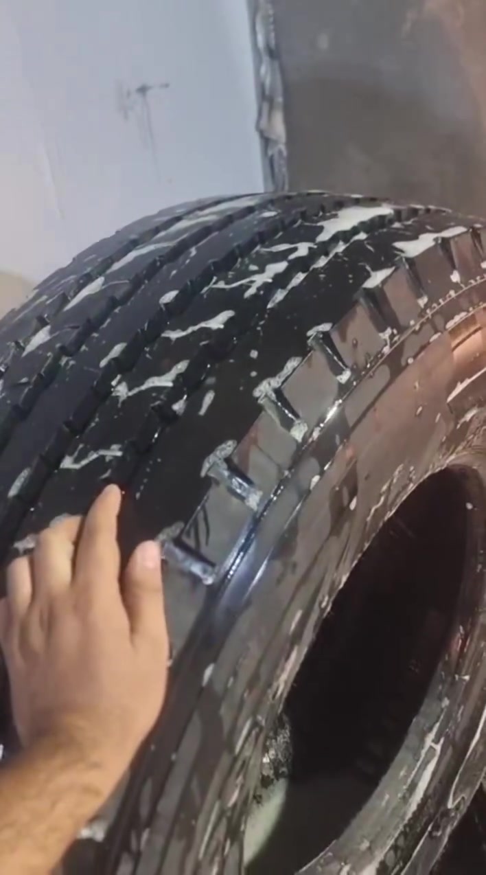 تاير • ٤٢٥ • كجديد