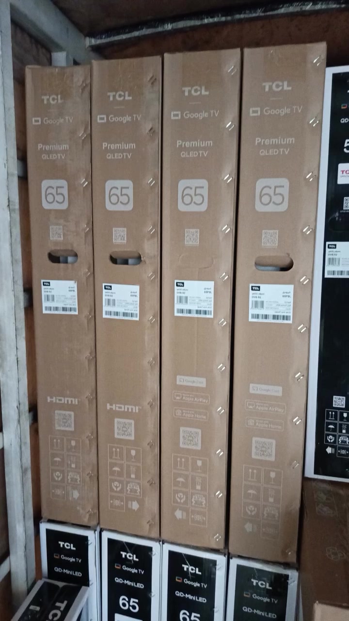 🔥 عِش تجربة السينما في منزلك مع شاشة TCL P8L 4K Smart TV! 🔥
​هل تبحث عن الجودة العالية، الألوان الواقعية، والنظام الذكي في شاشة واحدة؟ TCL P8L هي خيارك الأنسب لتجربة مشاهدة وألعاب لا تُنسى! ✨
​📲 المواصفات التقنية الدقيقة:
​📺 دقة العرض والصورة:
​دقة الفائقة 4K UHD: بدقة (3840 \times 2160) بكسل لتفاصيل واضحة ودقيقة جداً.
​تقنية HDR10: لتعزيز التباين وإظهار الألوان بأعلى واقعية ووضوح في المشاهد المظلمة والمضيئة.
​معدل التحديث: 144 هيرتز مع تقنية تحسين الحركة لسلاسة البث.
​تصميم عصري: حواف نحيفة جـداً (Bezel-less) تمنحك مساحة رؤية أكبر ومظهراً فخماً ينسجم مع أي ديكور.
​🧠 النظام والأداء الذكي:
​نظام التشغيل: Android TV / Google TV الرائد بالسهولة والسرعة.
​متجر التطبيقات: يدعم تشغيل (Shahid, Netflix, YouTube, Prime Video) بكفاءة عالية.
​مساعد جوجل الصوتي (Google Assistant): تحكم بالشاشة وبحث عن المحتوى بصوتك مباشرة عبر الريموت.
​ميزة Chromecast المدمجة: اعرض صورك وفيديوهاتك من هاتفك إلى الشاشة بنقرة واحدة.
​🔊 الصوت والاتصال:
​نظام الصوت: Dolby Audio لصوت محيطي ونقي يغمر الغرفة.
​منافذ التوصيل:
​منافذ HDMI 2.0 (دعم eARC) للرسيفر وأجهزة الألعاب.
​منافذ USB لمشاهدة الملفات الخارجية.
​منفذ LAN (Ethernet) للإنترنت السلكي + Wi-Fi مدمج.
​دعم Bluetooth لربط السماعات اللاسلكية.
​📦 محتويات العلبة:
​الشاشة + القواعد المكتفية.
​جهاز التحكم الذكي (Remote Control) + البطاريات.
​كابل الطاقة + دليل المستخدم + كرت الضمان.
​🎁 عرض خاص لفترة محدودة!
🚚 توصيل سريع لجميع المناطق.
🛡️ ضمان رسمي لراحة بالك.
​👇 للطلب أو الاستفسار، تواصل معنا الآن عبر:
📞 رقم الهاتف / واتساب: [***********]
📍 العنوان / الفرع: [كرادة خارج قرب سما مول]
💬 أو أرسل لنا رسالة مباشرة على الصفحة!
