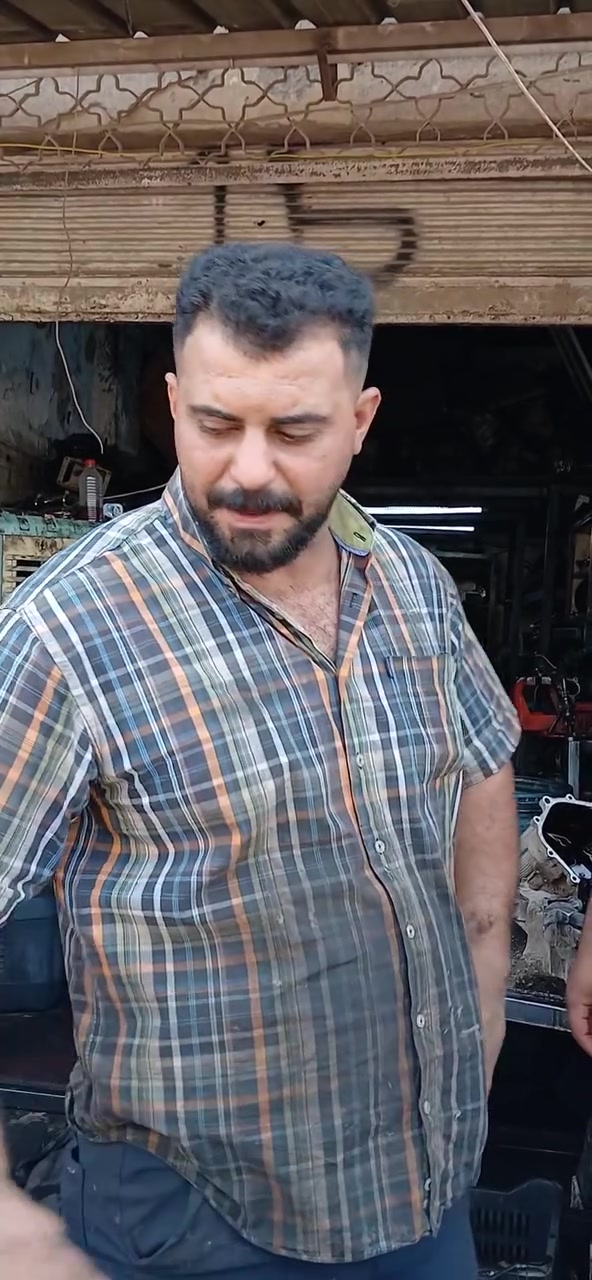 السلام عليكم ورحمة الله وبركاته
محل ابو ضرغام لتصليح الكير العادي وتبديل جميع انواع الكلجات 
العنوان الشيخ عمر شارع الاطفائية مقابيل مستشفى الطوارئ 

***********
***********
ابو فهد الحيالي 
@الجميع 
#الجميع
