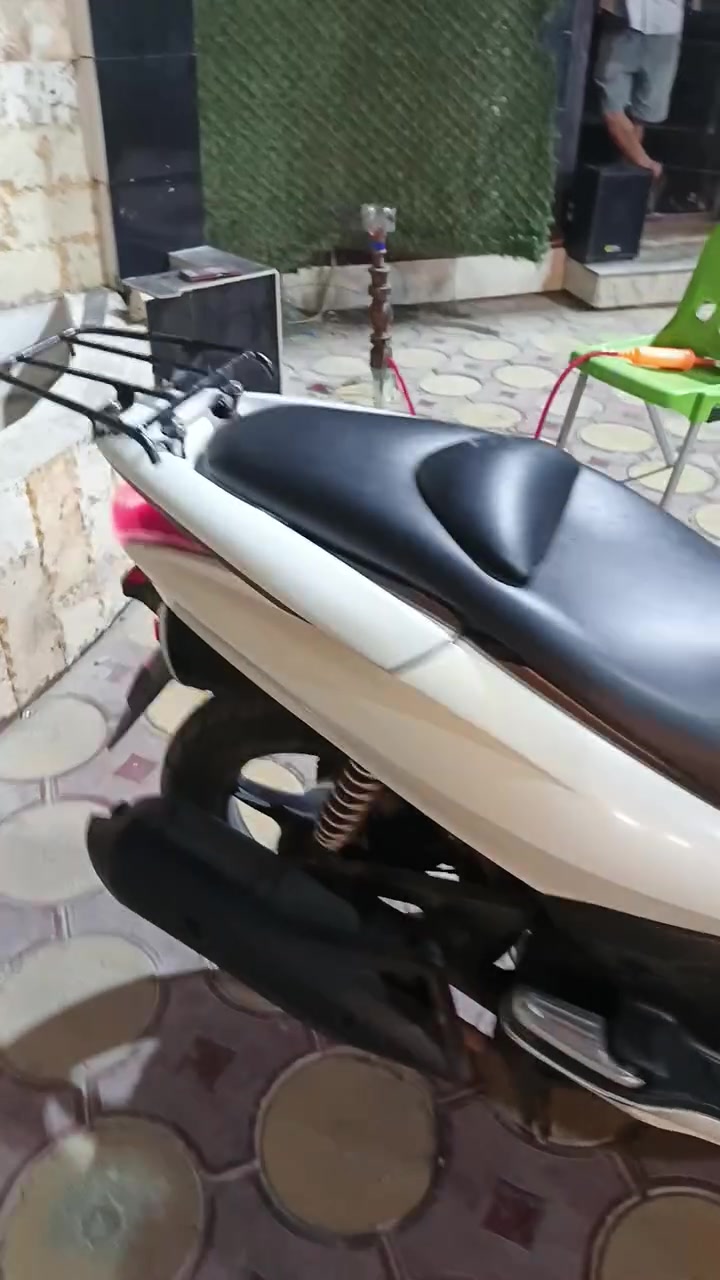 دراجه بسي إكس  أحيل الأول دراجه مكفواله كفاله عامه دراجه نضيفه المكينه برغي ما مفتوح بيها كهربائية كلها شغال حساس زدحام شغال حساس  ستان شغال دراجه تخبل والسعر بعد احله 
العلوان بغداد شارع حيفا 
الرقم ***********وتساب متواجد 🎌🤝

