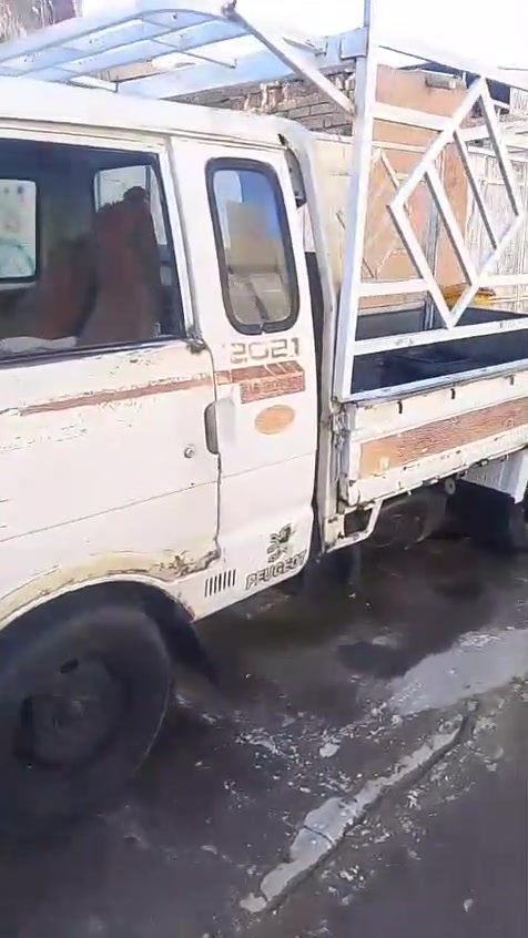فونتيرا مكينه وكير وشاصي مكفوله
اني مكلف ب النشر اي تفاصيل خابر على الرقم *********** مكانها العماره 
سعرها 35 وبيها مجال
