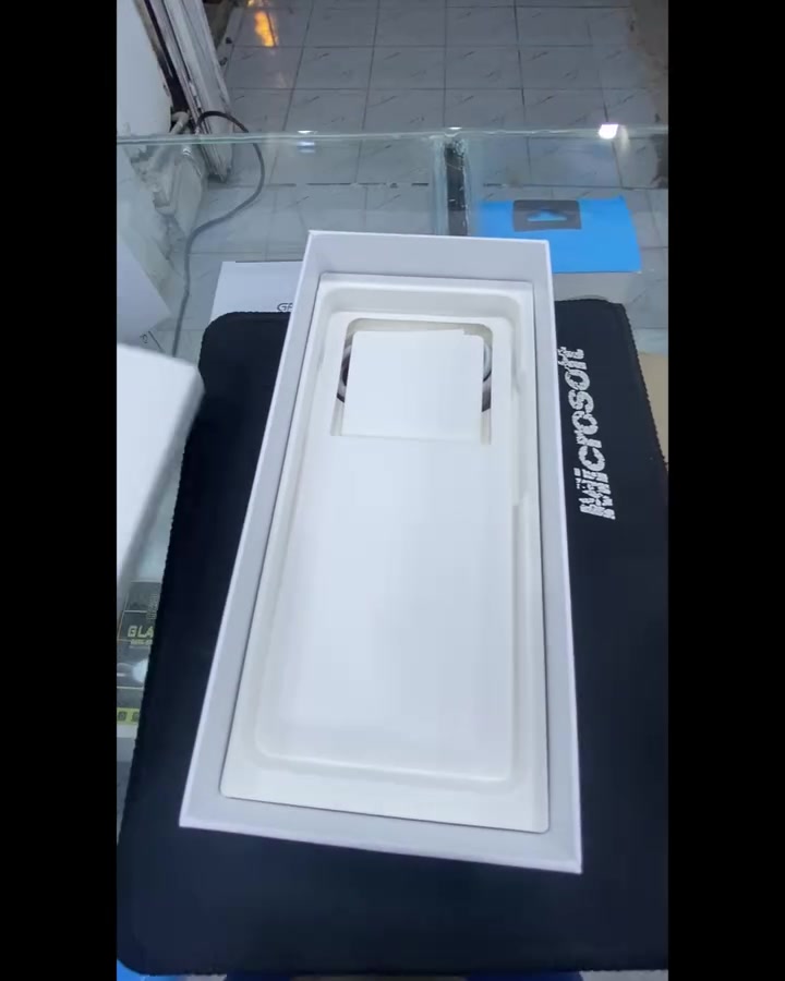 شاحن باكيت 120w تايب سي 
شاحن فائق السرعه +يوفر وقت شحن بشكل كبير 

ينظم التيار والفولتية ويحافظ على آي سي الشحن 

تحكم بالحراره لتقليل جهد البطارية 

سرعة +حماية + امان 

توفر بمكتب البارون للموبايل 

العلگاية الشارع العام 

واتس 

https://wa.me/9647843376985
