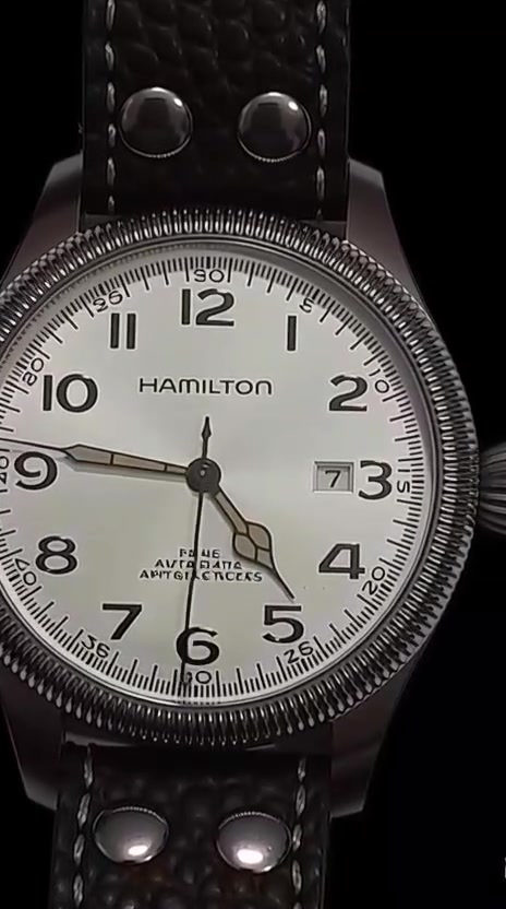 ساعة من ماركة هاميلتون العالمية  (HAMILTON ) السويسرية الشهيرة من نوع ( كاكي ) الاكثر طلبا ، أوتوماتيك ، توقيت شهري ، ووتر ريسستانت ، زجاج زفير ، سكليتون ماكينة كشف  ،  قطع بحجم كبير  45 ، نضافة تامة  ،،،،
