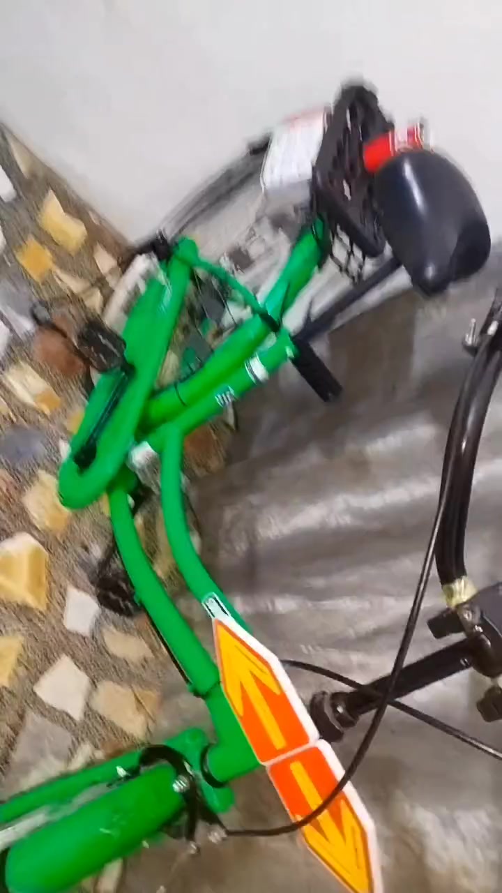 بسكليت • بدون غراضه • ما بي مجال شراي