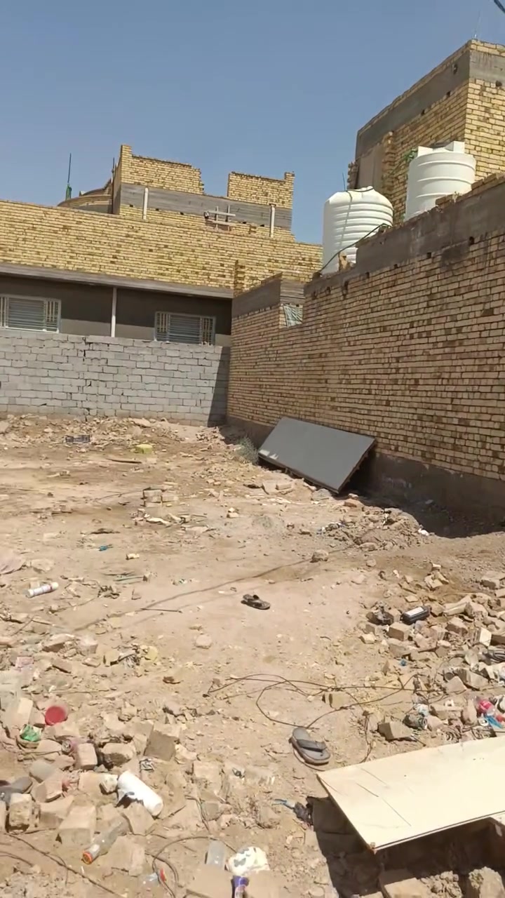 قطعه للبيع زراعي مساحه 200
خلف بانزين خانه حجي عبد الحسن ملاغي قريبه عله شارع بني زيد متوفر ماء كهرباء شارع 12متر تصال عله هاذه رقم سعر مناسب ***********
