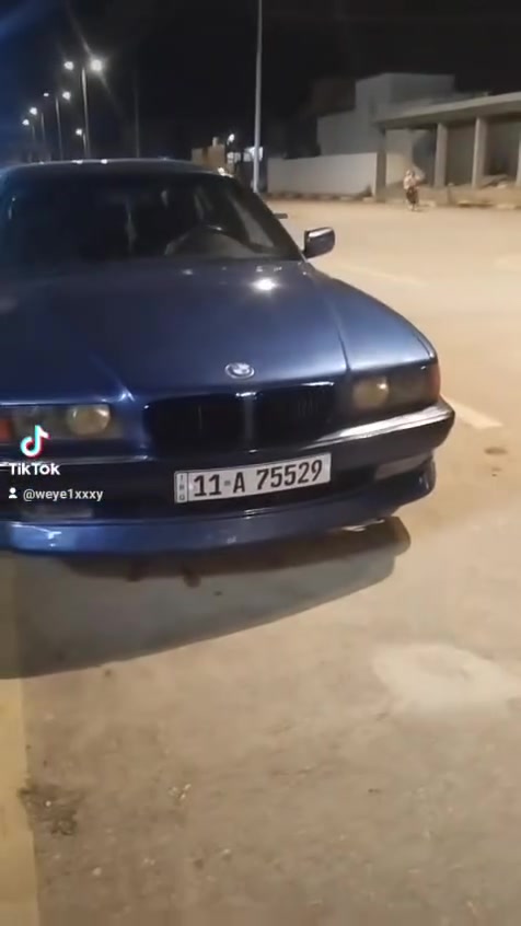 سلام عليكم
من رخصت الادمن

بي ام خفاش او كاسحه مديل ٩٥

حجم ٧٣٠ اصل دبل زنجيل

كير ومكينه وحداديه بحاله جيده

وياله وتايرات جدد سياره فتحه

لون مميز مصبوغه جماليه لا حادث ولا طخه

رقم بغداد بسمي مشروع وطني

كشنات جلد اسود

جنطه شفط

سياره احله من صور

ترايك وين ميعجبك 

بيع او مراوس مراوس ب٧٣٥ فقط نضيف فقط

سعر ٦٥ مجال بصيط حك جيه

سياره هزه جديده سنويه ٢٩

رقم. تليفون ***********
***********
بيه واساب
