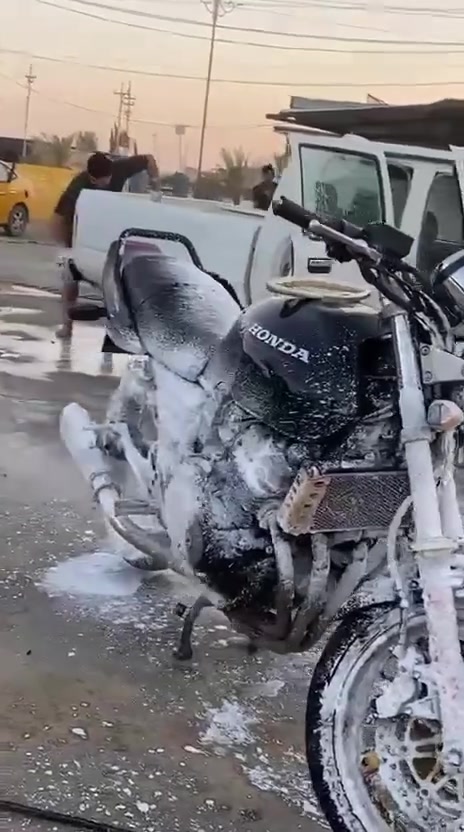 سيبي فور كفاله عامه شرط كلشي بلاد 
موديل 2000 تخم تاير دسكات
عليها ادامه كامله 
سعرها 16 وبي مجال مكاني تكريت
***********
