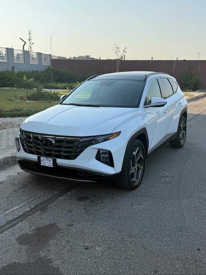 🚗 2024 HYUNDAI TUCSON LIMITED

🛠️ الضرر:  جانبي موضح في الصور
📏 عداد المسافة: 7000 الف مايل (فعلي)
📋 حالة السيارة: تشتغل (Run and Drive)
🔧 حجم المحرك:1.6L– 4 سلندر (هايبرد)
🔍 رقم الشاصي: KM8JECD18RU244474
📍 موقع السياره : بغداد 
للستفسار الاتصال ***********
