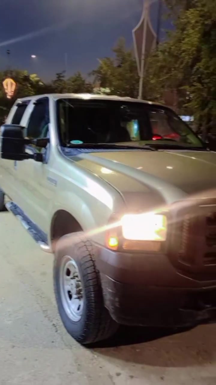 فورد F350 موديل 2007
محرك گاز V8 سلندر ماشیە 70 الف
سيارة رقم اربيل دولي تحويل نفس اليوم
بدون حادث بدون صبغ كير محرك حدادية
جديد مابيه نقص کیر توماتیک تبرید ثلج
 سعر 🔥70$💰وەرقە قفل قفل
مكان السيارة اربيل واتساب ***********
