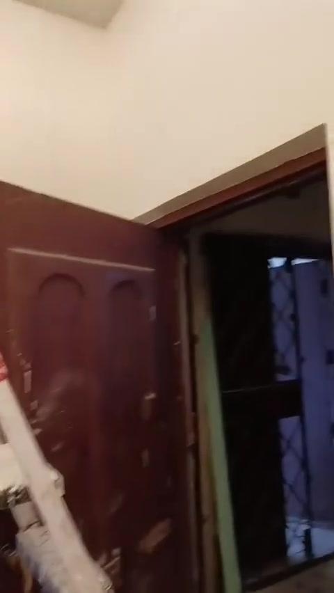 ترميم بيوت وشقق نعمل بالجبسون بورد وبديل الخشب وبديل الرخام والصبغ والديكورات اي استفسار على هذا رقم ***********
