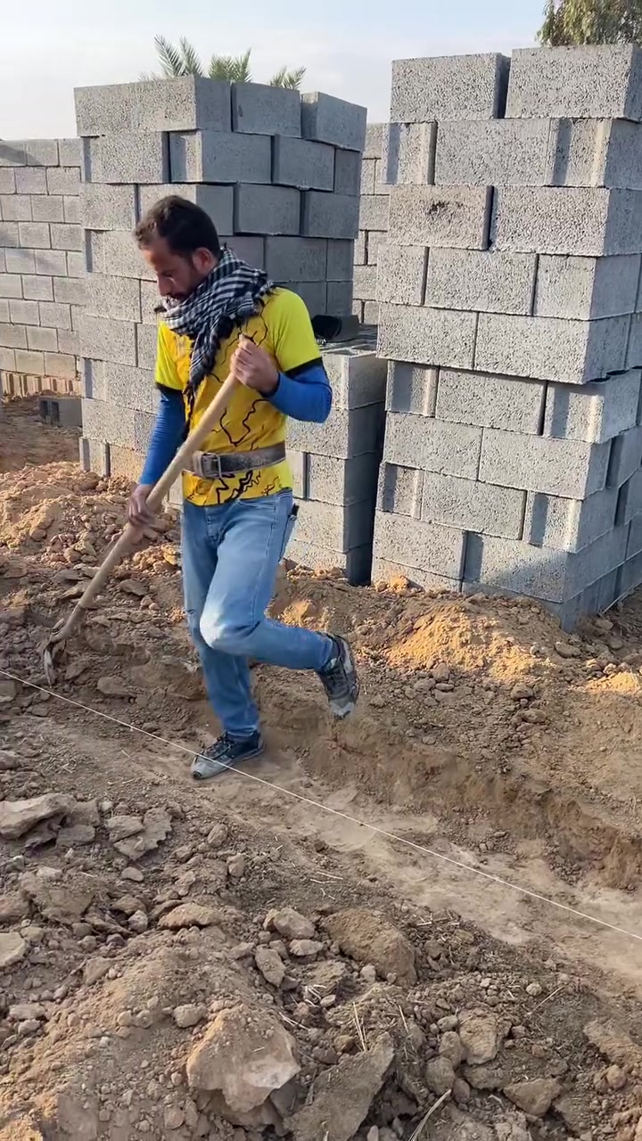 بناء • مع مهندس • حديثه