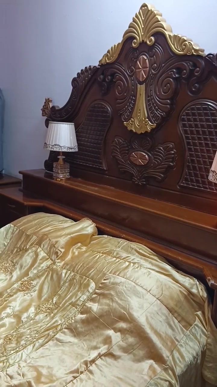 غرفه حطاطه ثقيل درجه اولى
للبيع سعر 750 عنوان الرمادي الخمسه كيلو قرب مركز الحريه ***********

