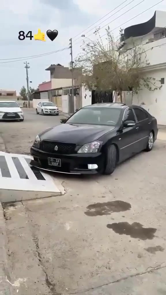 184 براوە  فوول
بێ بویاخ
بیانو برە 
کۆدی هەیە
100 km رۆشتوە 
ماسەڤات  قاپات
***********
***********
