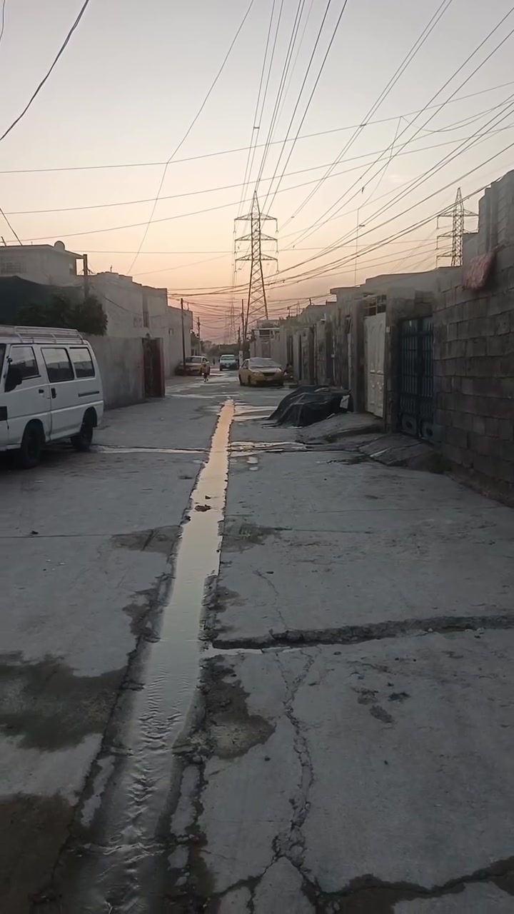 السلام عليكم بيت للبيع في الرشيديه قطاع خامس قريب على ظقط العالي مساحة البيت 170متر سعر البيت 65وبي مجال هذا رقم الهاتف او بي وتساب اسيا ***********///***********
