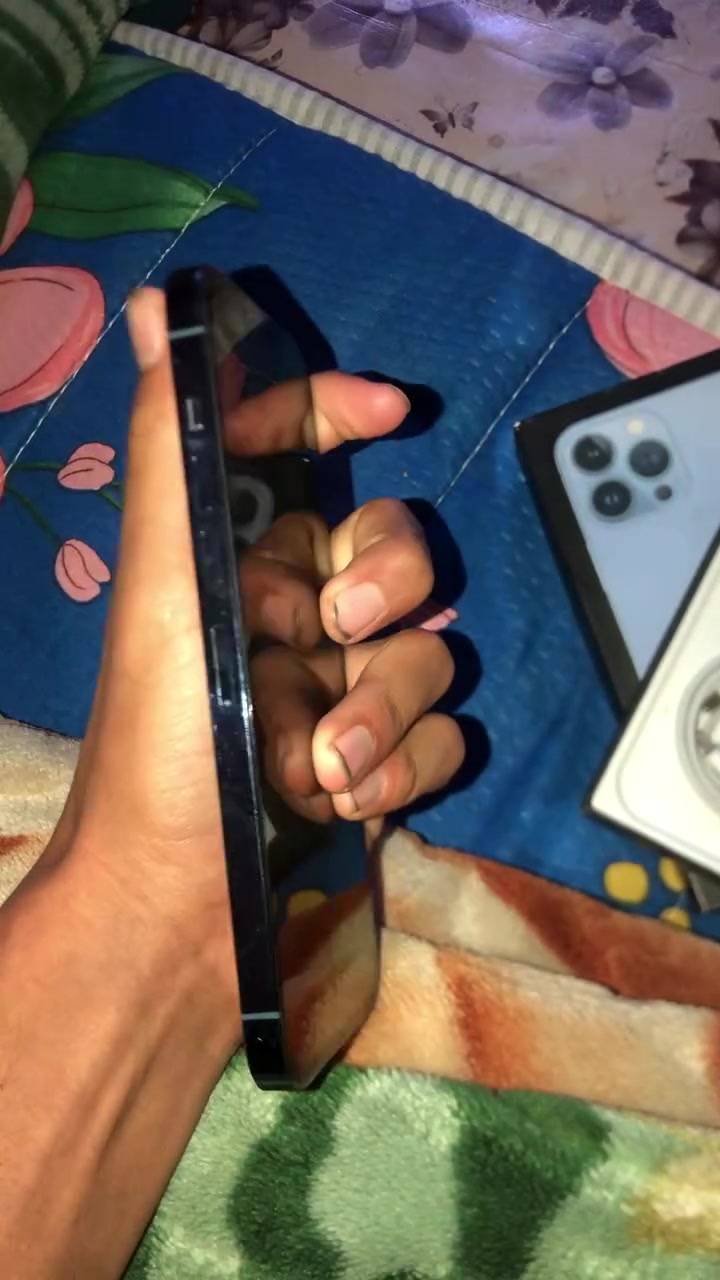 ايفون 13 برو ماكس كفاله عامه مدل بس شاشا تقره صليه بل عدادات جهاز طافي ما عرف شنو بي مخلي عل شحن وطفه وريد ابيعا علا وضعا ذاكره 256 بطاريه 86 بلاديه جهاز كله بلاد بس مدل شاشه اكثر واحد يط بي سعر ابيع كرر جهاز شغلته بصيطه بس اني عدي 16 او ما ريده مكاني بصره خمسميل ***********
