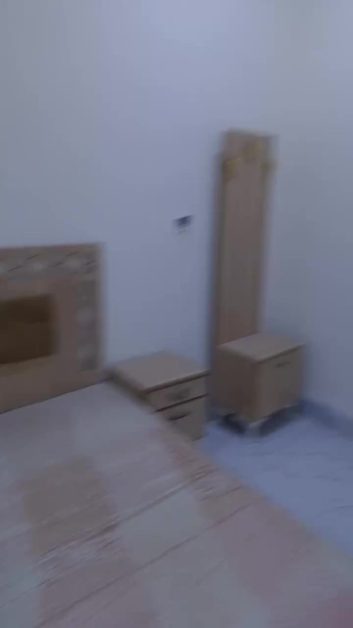 غرفة • للبيع • تواصل