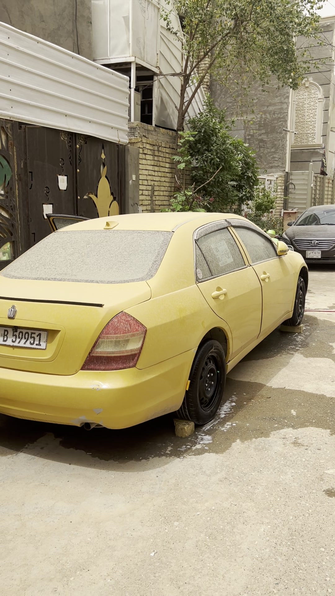 بي واي دي اف6 • ٢٠١١ • زعفرانيه