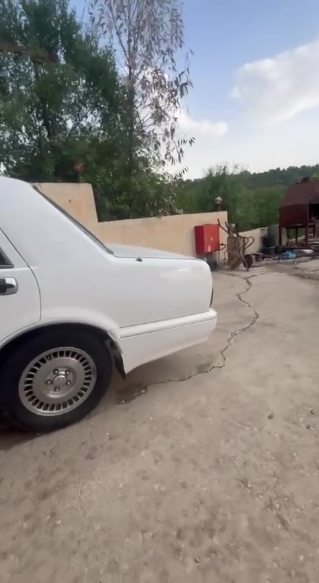 نیسان سدریک مۆدێک ٢٠٠١
سەنەوی تا ٢٠٢٩مانگی ٨ تازەیە 
گێرو مەکینەی لۆک
تەبرید مەزبوت
٤ تایەی تازە
سەیارەکە مالی دۆستە تازە دەبلو بانسی گۆڕاوە
کامل بۆیاخە لەسەر ساخی 
٤٥ گەڵا 
سلێمانی
***********
