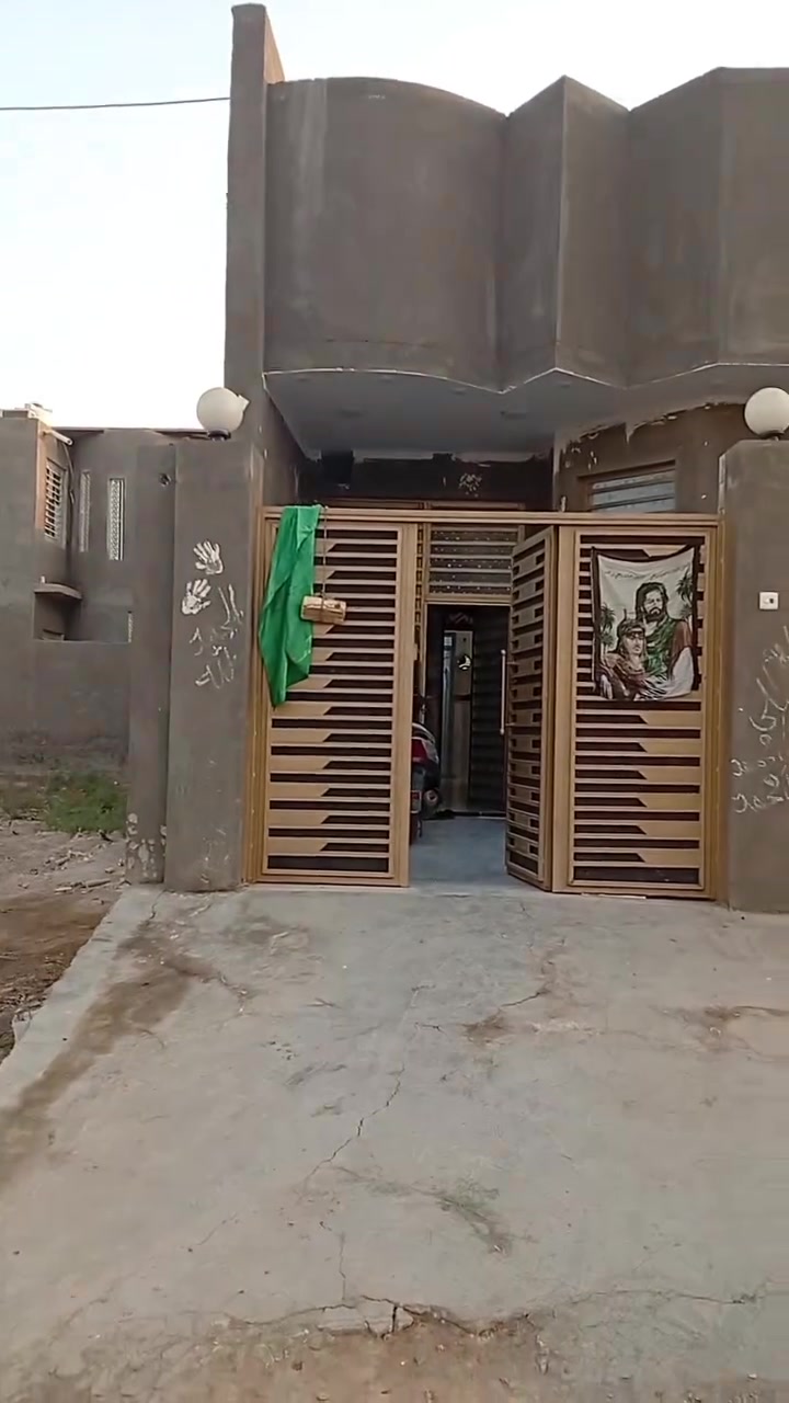 الحقل الرابع • ١٢٥م • طابق ونص