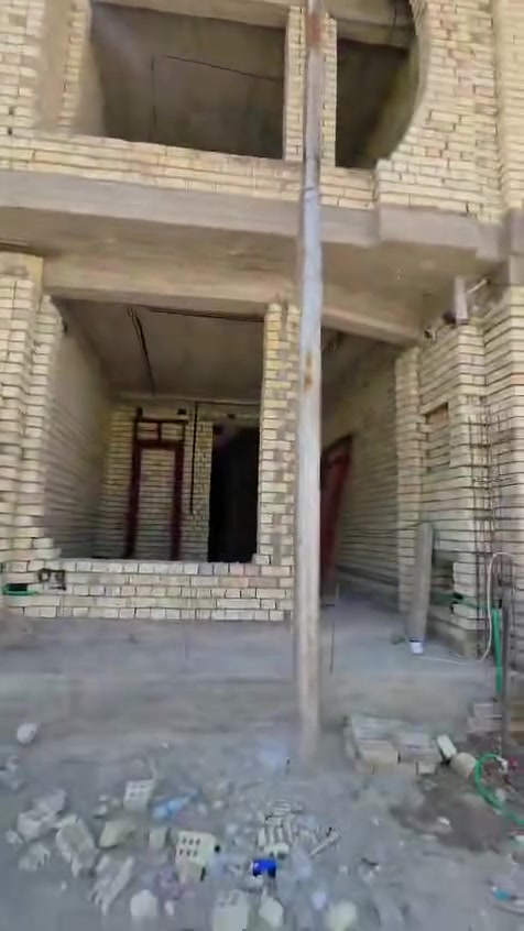 ‏سلام عليكم بيوت خمسينات للبيع شارع السمك ‏قرب شارع الجوهره اكو بيع هيكل اكو كامل لاستفسار اتصال او مراجعه مكتب جاسم ابو عبدالله ***********
