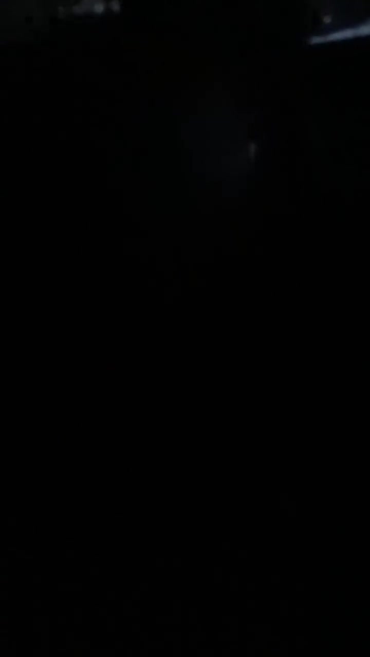 السلام عليكم سايبا 2012 رقم بغداد خصوصي سنوية 2030 للبيع سيارة مال شغل جاهزة من كلشي ماعدة نقص فيشة كلج الكومبريسر مقطوعه يعني يحتاجلها كومبريسر جديد افضل  التبريد شغال تخم تاير جديد وحدادية فوول لايتات زنون عالي ناصي والسيارة نضيفة وايدي بيها السعر ٣٧  السيارة باسمي تحويل ثاني يوم 
***********
