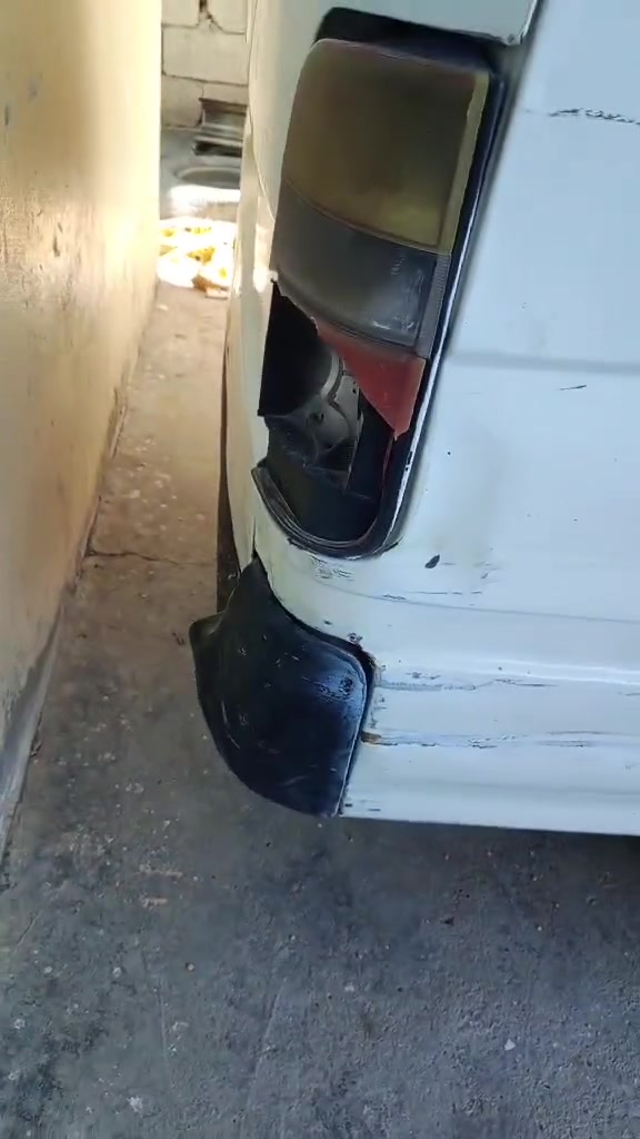 سلام عليكم بوز للبيع موديل94 سنويه ل28 السعر 35 مكينه كاز الفين وسبعميه ***********
