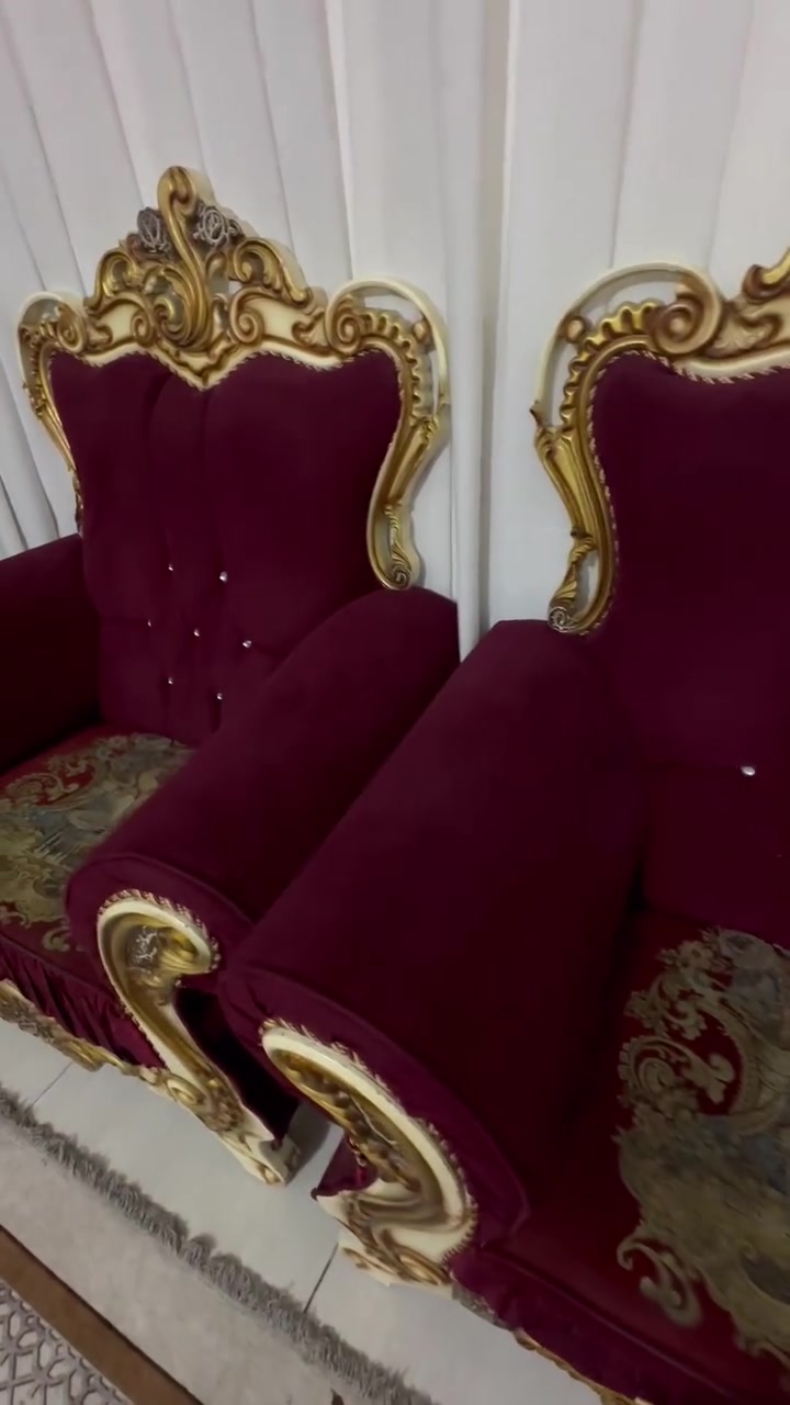 بيع مستعجل: قنفات فردية (أم نفر) عدد 2 - ديزاين ملكي 🛋️⚡
المواصفات: قنفات مفردة (مقعد واحد)، قماش مخمل ماروني ديزاين ملكي.
الحالة: مستعمله بحالة كالجديد تماماً، نظيفه جداً وخالي من أي كسور أو عيوب .
الموقع: كربلاء
السعر: 75 ألف للوحدة (قابل للتفاوض البسيط للجادين)
للتواصل: الخاص أو الاتصال: [***********]

