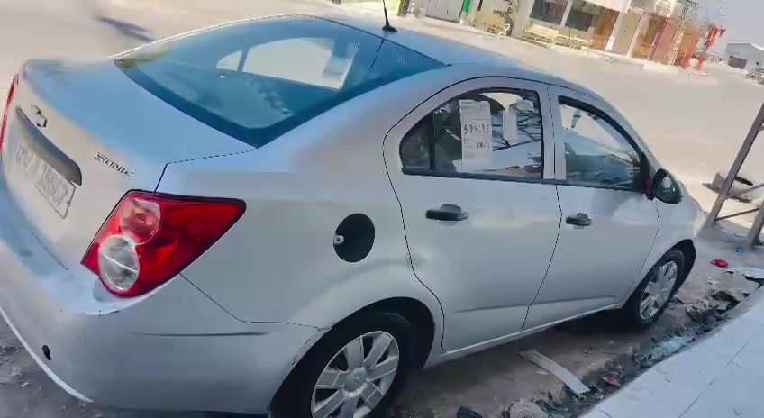 شوفرليت سونگ موديل 2012 گير محرك حدادية فووول تخم تاير شاشة كامرة كهربائيات من الطول للطول جاهزة من كل شيء فقط التبريد واگف عوزها كمبريسر بأسمي رقم مثنى انگليزي الدولي سيارة كلش نظيفة ترايك وين ما تريد
العنوان المثنى قضاء الخضر السعر 58 وبيها مجال بسيط 
***********
