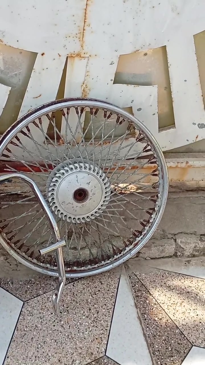 كل حاجه مذكور سعره *********** كوت سفحه مقابيل شارع شيرازي
