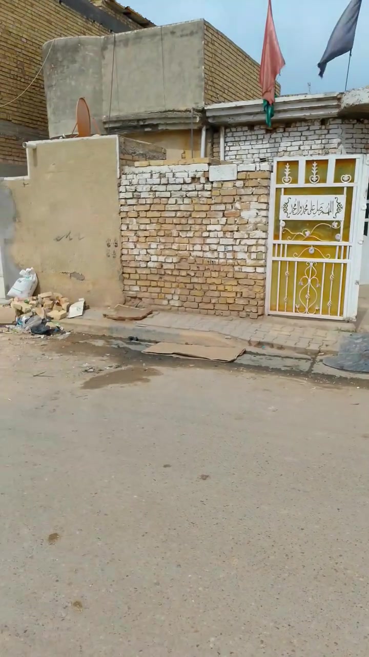 بيت للبيع • خدمات مسقط • خلف حسينية الزهراء