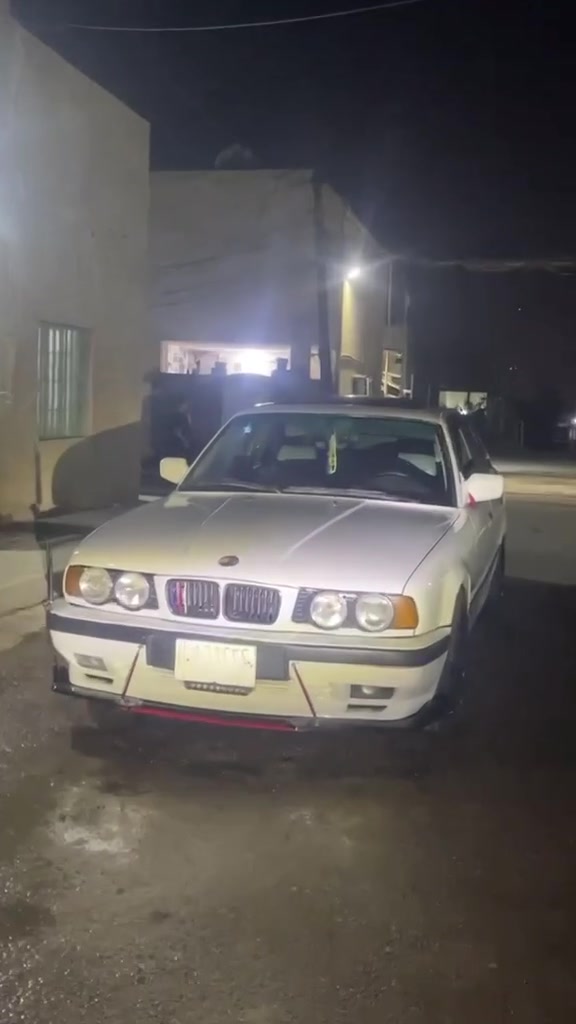 بي ام 520 • موديل 90 • رقم بغداد