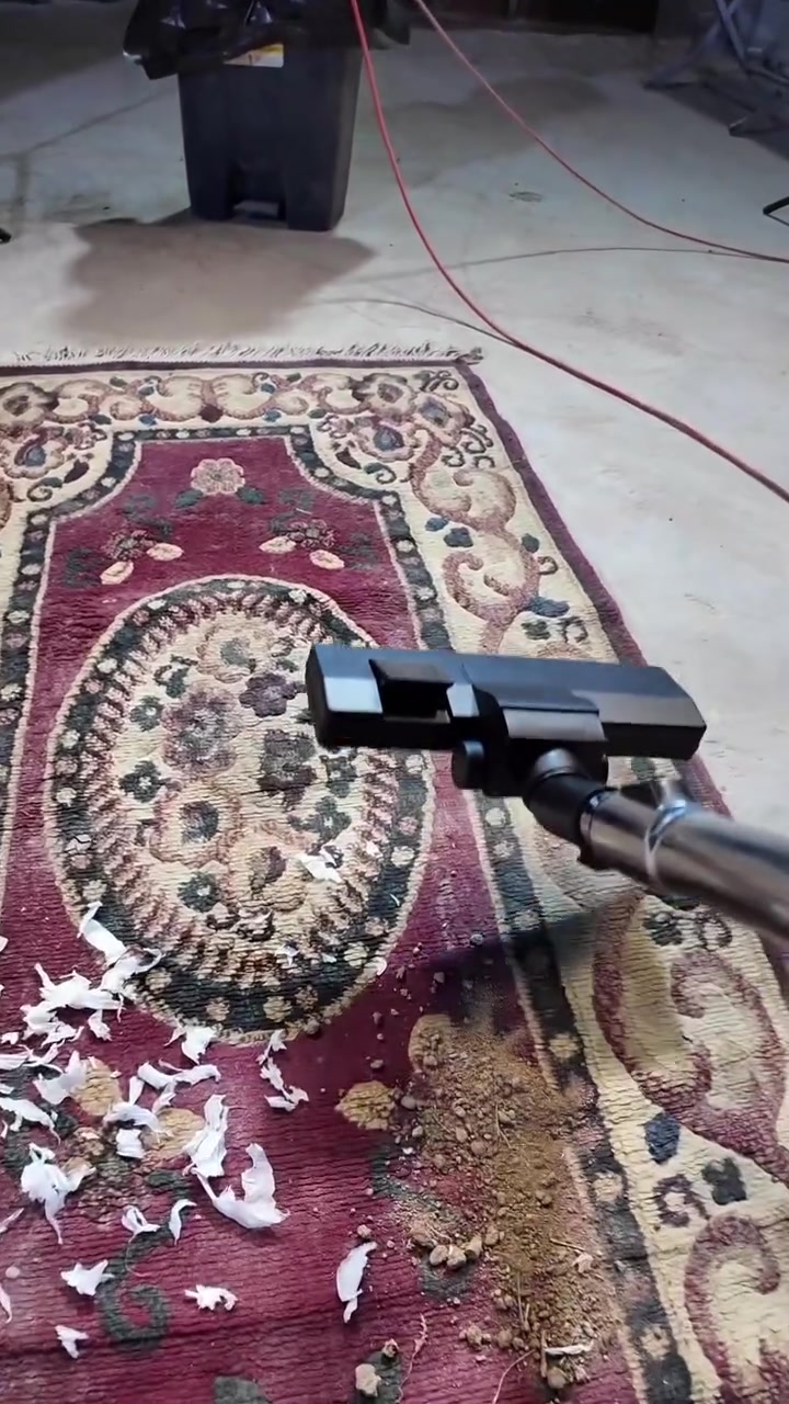 مكناسه كهربائيه صغيره حته عل مولد تشتغل اداء رهيب وسعره وشفط عالي سعرها ٤٠ الف وتوصيل مجاني لكل محافظات العراق ***********
