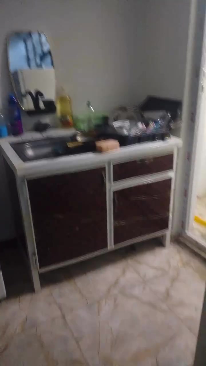 السلام عليكم عدي غراض مال لبيت نضيفات لبيع الي يحب يراسني واتساب ***********
