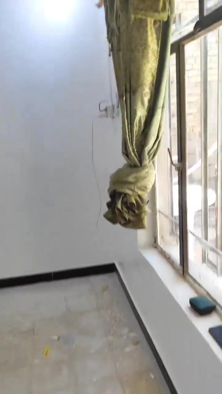 سلام عليكم شغلنه اصبغ ترميم حلين متفرغ 🏡🔑***********بي واتساب
