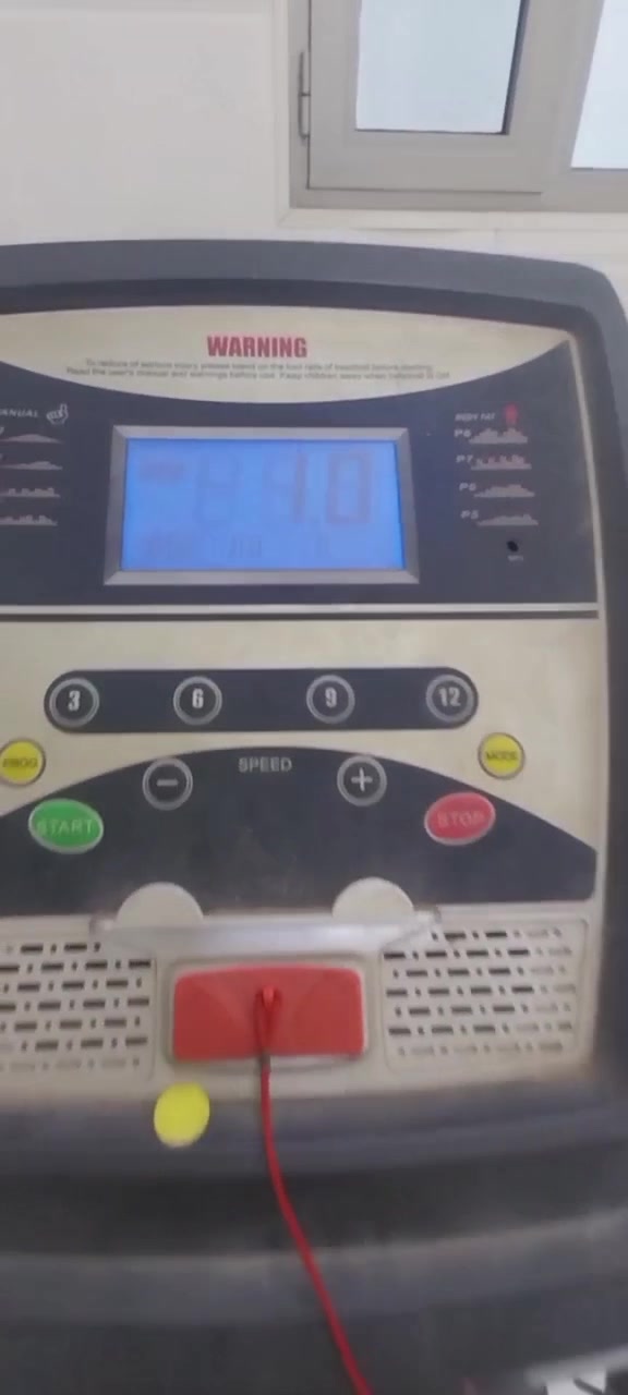 جهاز ركض+ تدليك 
السعر : 250٫000 وبي مجال