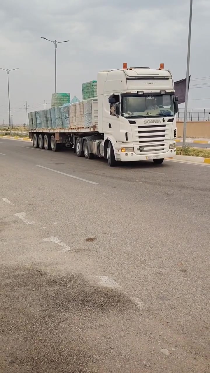 جوهرة💎 قزانية السيراميك👉 👈واحد على واحد قزانية ومندلي وبلدروز البيع سيراميك الفاخر👉👈تم وصول وجبة جديدة راضية كراجات بورسلين قياسات فول 40في40👉👇***********

نص مكتوب في الصور:
- KAVIR TILE
- كاشي كوير
- Name
- Artor 320
- آرتور 320
- Size
- 40x40
- Thickness
- 14 ml
- Matt
- Name: Everton Thickness 13 Matte Glaze Protection 400 mm 400 mm کاشی نیلو 31plt
- MOHAGHEGH Name: Rashin Thickness 13 Matte Glaze Protection 400 mm 400 mm 26plt
- MOHAGHEGH Name: Nor 5 Thickness 12.5 Porcelain Matt 600 mm 600 mm The best design
- PARSIAN TILE Roham WFM190 WHITE BODY MAT 12.5 MM 60x60