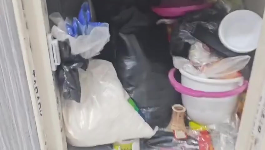 كاونتر تفصال ب300 بس جوه جديد ستعمال قليل   الشراي يتصل ع هذ رقم***********
@إشارة
