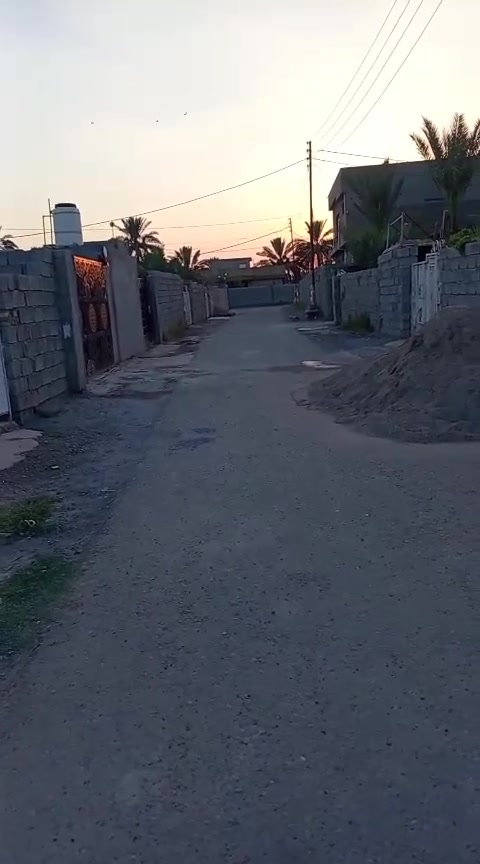 متاح بيت للبيع المساحه الكليه 750 متر الموقع قرية نديم مقابل شركة نصر طريق حسن الناصر معلومات اكثر اتصل ع الأرقام التاليه ***********واتساب
***********.
