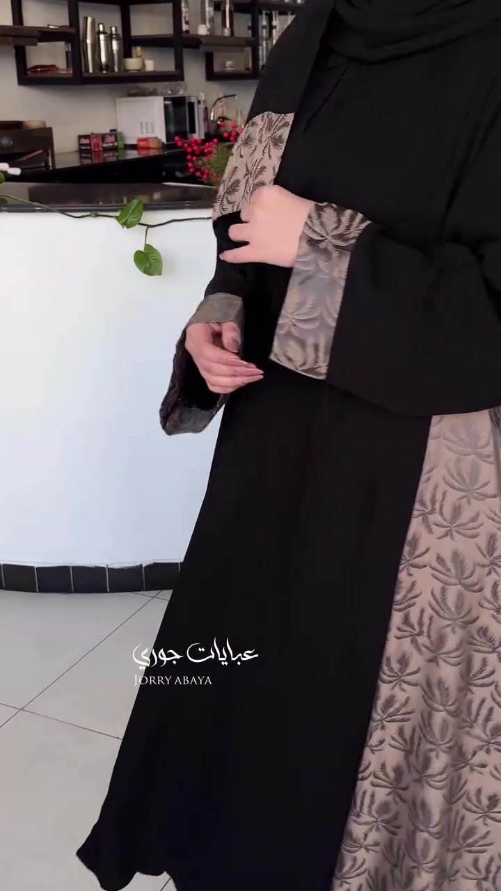 عباية جرجيت انترنت كوري (مزيج خام الجاكار )
قياسات العباية : 52-54-56-58-60

صنع في مشاغلنا الخاصة دولة الكويت 🇰🇼 

يوجد توصيل لجميع انحاء العراق 🇮🇶 

ضمان فحص الطلب  أي خلل يرجع الطلب
 بيد المندوب ♥️

(استخدام التصوير يعرض لمسائل قانونية )

📍 العراق - السماوة - الغربي - قرب مستشفى الصادق (ع)

للتواصل عبر الواتساب : ***********

نص مكتوب في الصور:
- عبايات جوري
- JORRY ABAYA