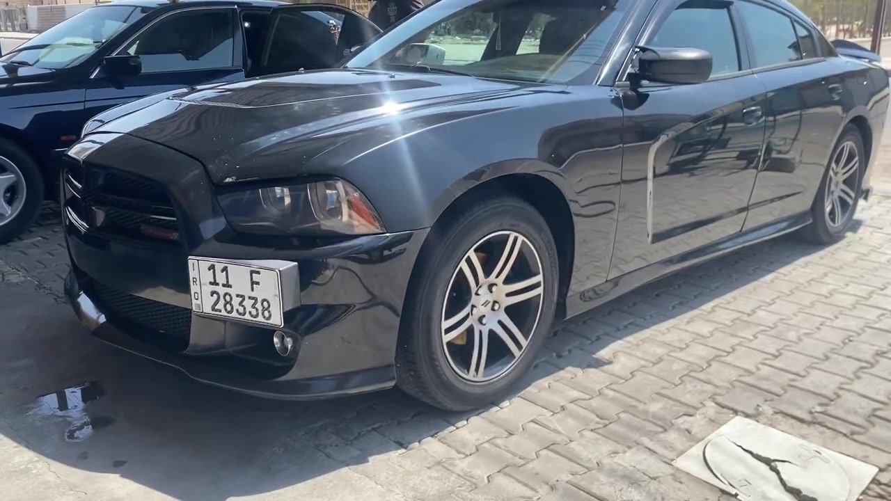 السلام عليكم
دوج جارجر موديل 14 للبيع أو مراوس 

سيارة خير من الله مكينه كير اكسل تبريد

محدثه SRT داخل جلد شاشه كبيره 

مكينه 3600 رقم بغداد 

مكان السياره بغداد اليوسفيه 

رقم ***********
