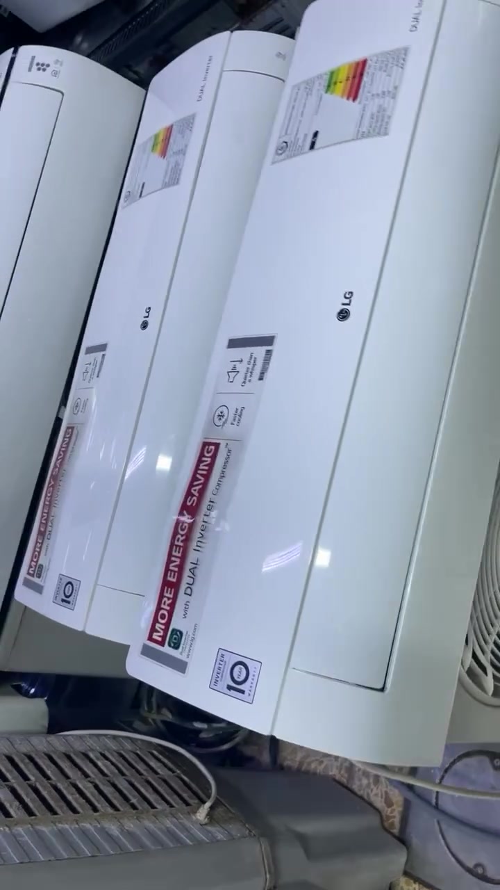 سبلت LGتحكم امبير طن او نص 1 طن عدد2 نظيف كلش بشرط ممصلح او بلادي شركه  لاقتصادي غراض كامل بوري او قاعد او ريموت لاصلي بلادي مع اي ستفسر عل***********
