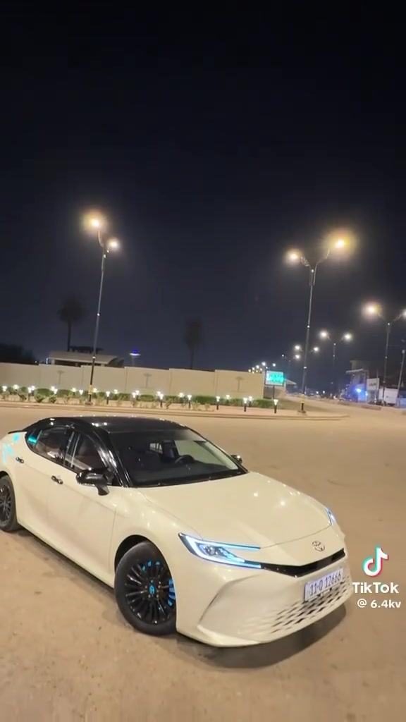 سلام عليكم كامري موديل 2024  وارد الصين كفالة عامة رقم مميز 12666
ماشية 26700 km
فول مواصفات
كراسي تحكم كهرباء
رادار امامي خلفي
حساسات امامي خلفي
داتا شو 
اوتو هولد
المري شفط
شاحن لاسلكي
هاند بريك كهربائي دكمه
نشرة داخلية
العنوان تقاطع الدرويش/ حي التراث
رقم ***********
السعر/ 223$ وبيها مجال حك الجيه
