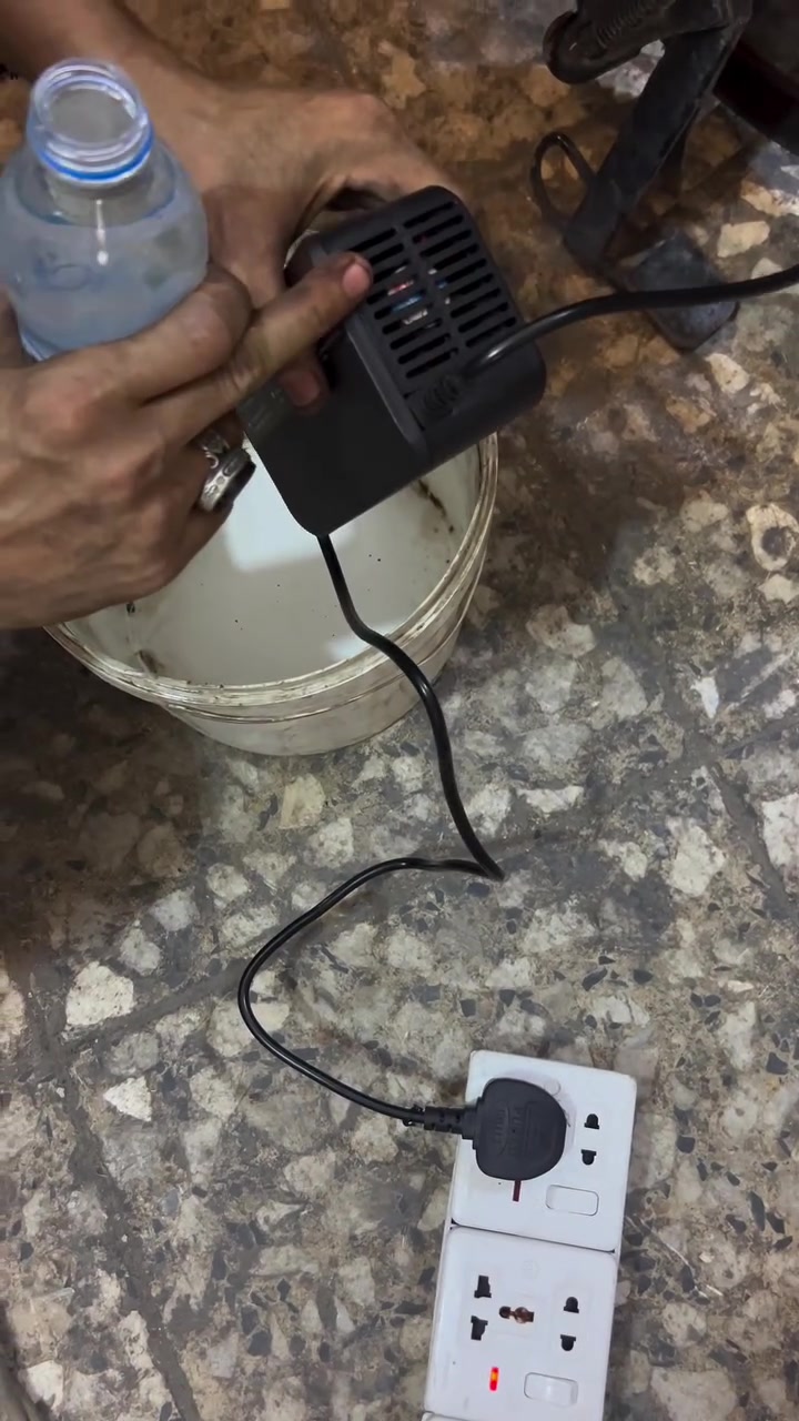 يتوفر شاحنات اصلية بسعر مناسب وهاي تجربة عملية امامكم غركنا الشاحنة بالممي وتشتغل يتوفر توصيل كل محافظات العراق الاتصال ع الرقم : *********** 

#ريان #instamood #for #شعب_الصيني_ماله_حل😂😂 #viral

