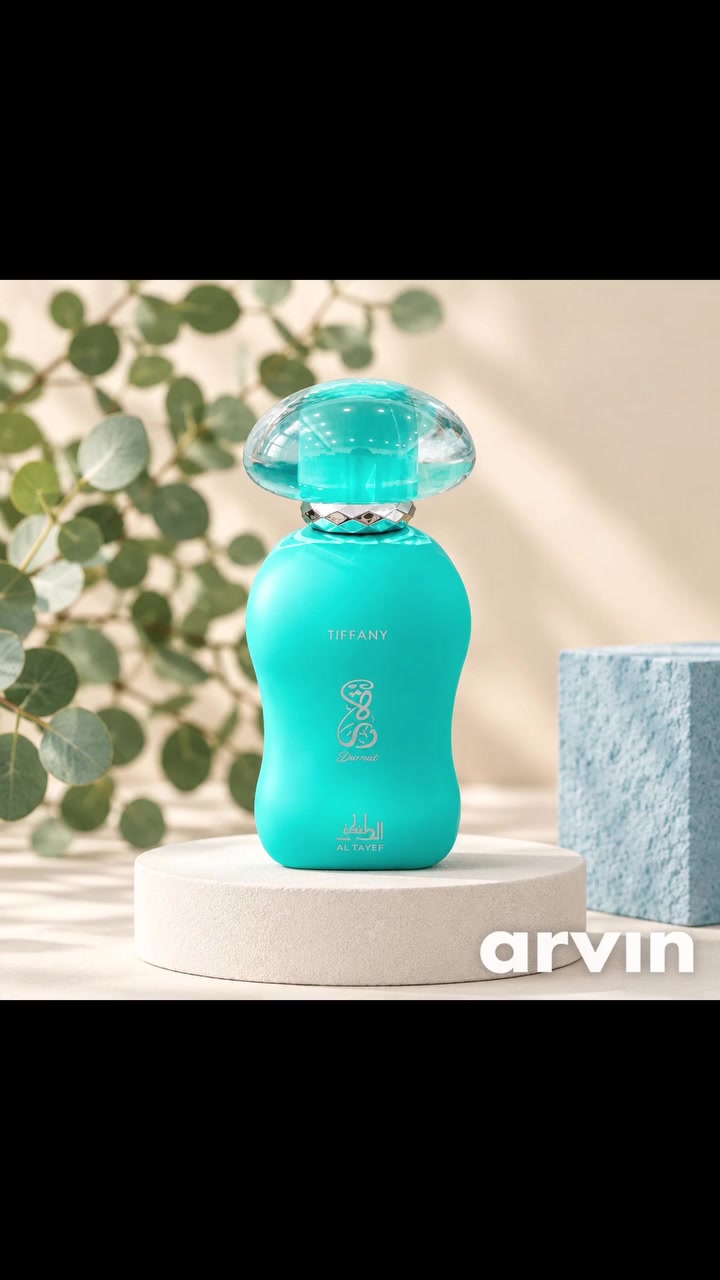 درّة تيفاني (Durrah Tiffany) من إصدار دار مملكة العود (Mamlakat Al Oud)، وهو عطر زهري فاكهي مصمم للنساء. 

تتكون الهرم العطري لهذا العطر من النوتات التالية: 

المكونات العليا (الإفتتاحية): اليوسفي (المندرين) وزهر الجوافة.

المكونات الوسطى (قلب العطر): زهرة الفاوانيا (البيوني) ومسك الروم (التوبيروز).

المكونات الأساسية (القاعدة): المسك، العنبر، والفانيليا. 

أطلبو الآن من محل أزياء وكوزمتك روز 🌹 🤍
للطلب والاستفسار واتساب *********** أو مراسله الصفحة ❤️ 
يوجد توصيل لجميع محافظات العراق 😍 
العنوان الأنبار قضاء حديثة سوك حديثة العام مقابل شارع الأطباء قرب المستشفى القديم 🥰 

#عطور_نسائية #عطور_للجنسين #حديثة_الانبار #اكسبلور_العراق #الشعب_الصيني_ماله_حل😂😂
