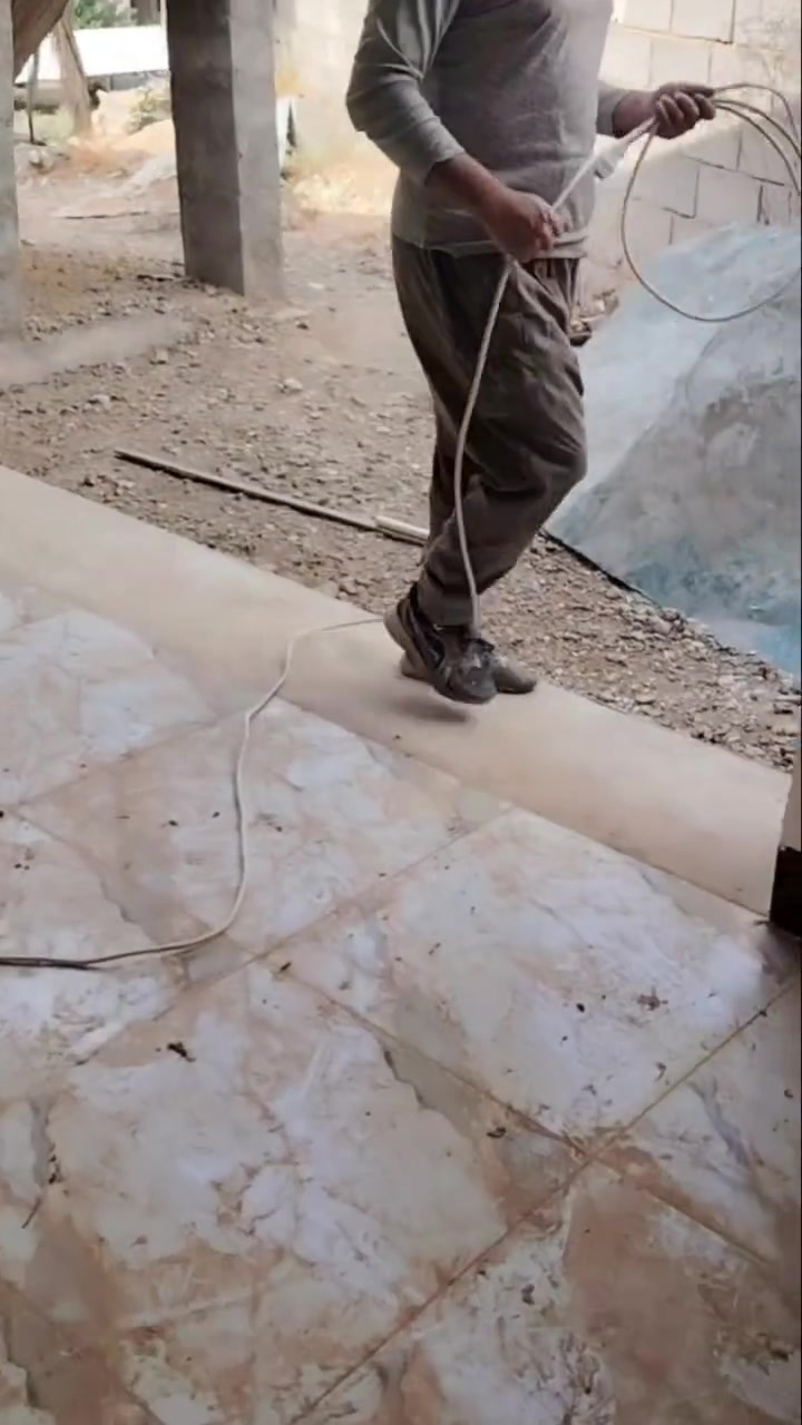 بروانه • مقاولات • بناء
